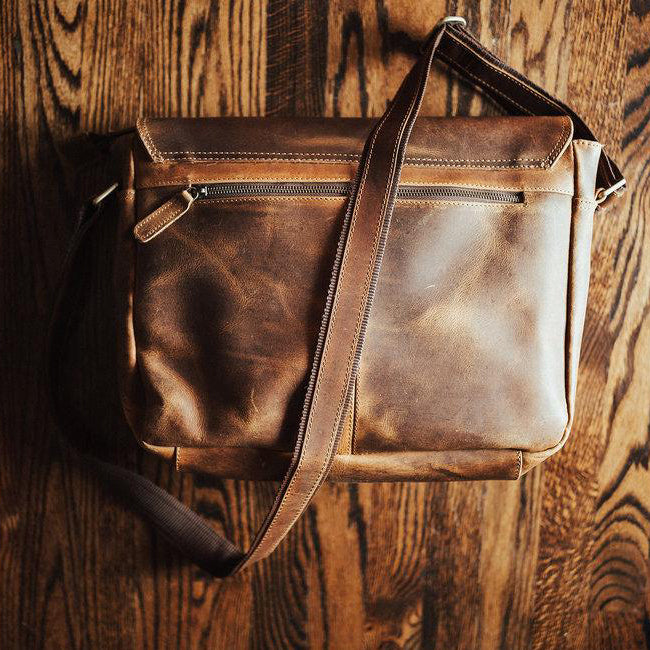 Top Grain vs Full Grain Leather: The Comprehensive Guide – The Real Leather  Company
