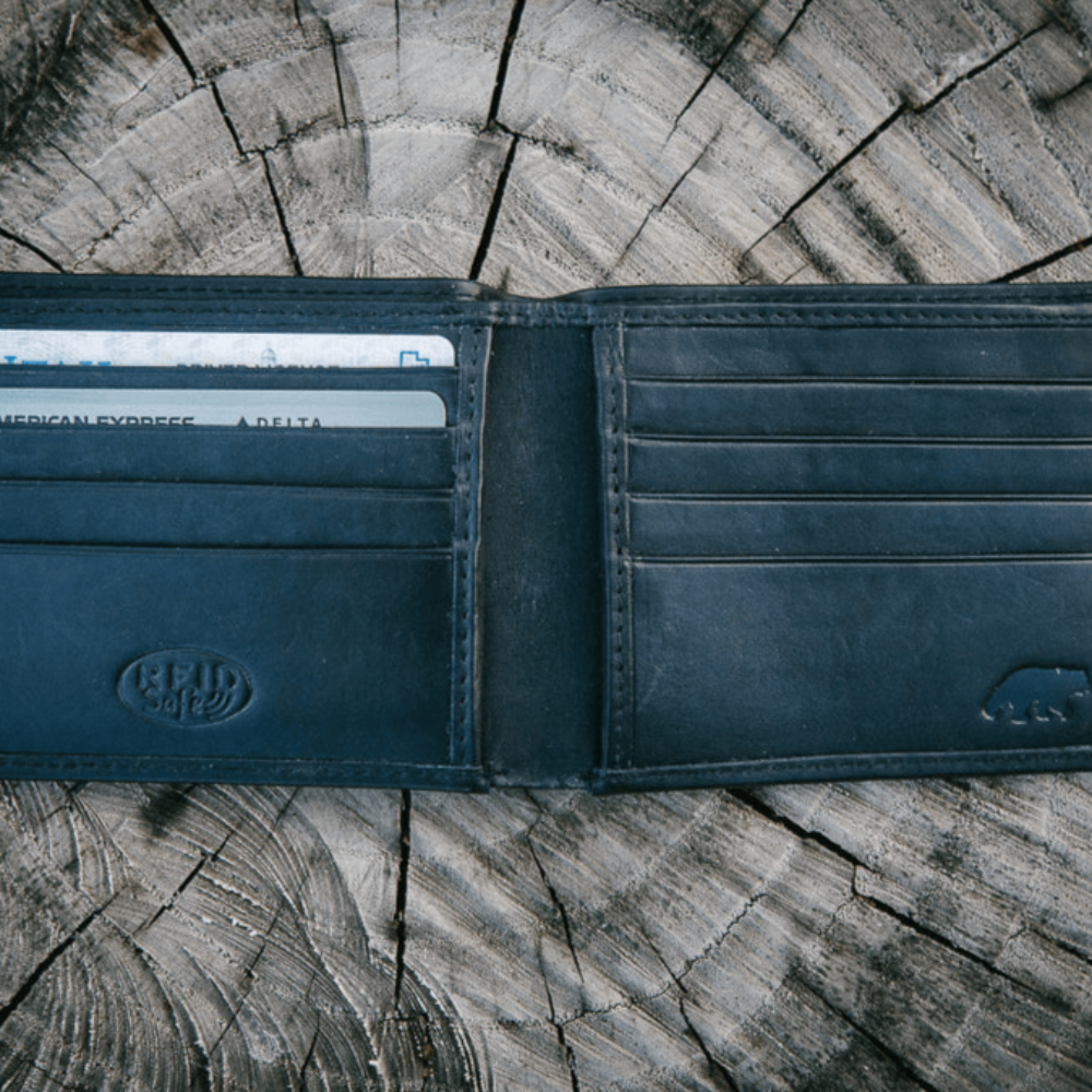 The Slim RFID Bifold | Top Grain RFID-blocking leather wallet