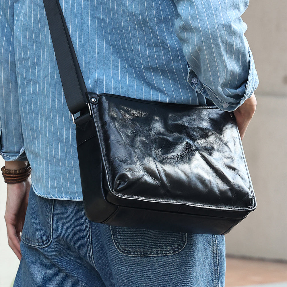 The Taini | Leather Messenger Crossbody Bag