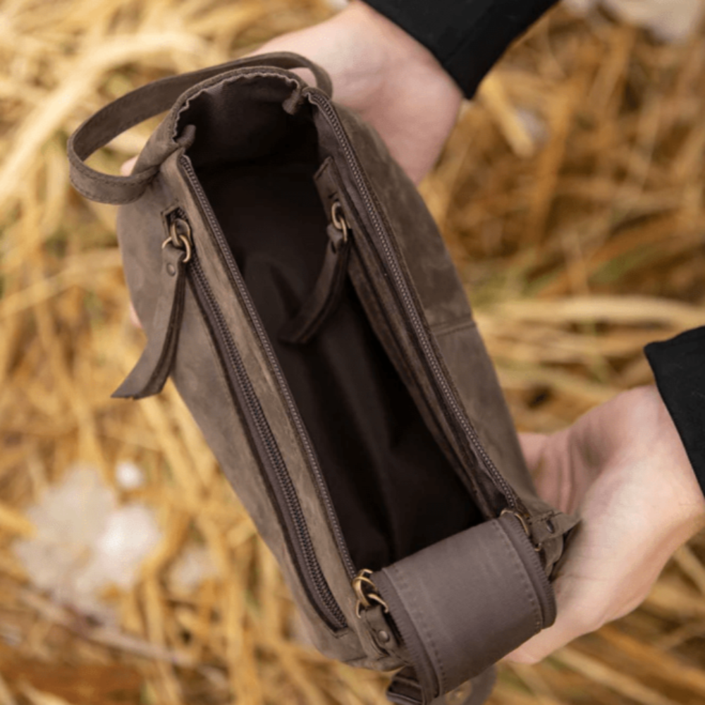 The Yukon Toiletry Bag - Full Grain Leather Travel Bag