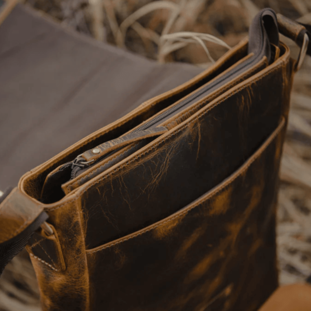 The Cordova Messenger | Everyday Carry Leather Messenger