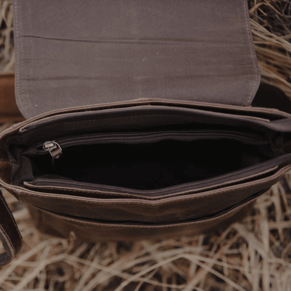 The Cordova Messenger | Everyday Carry Leather Messenger