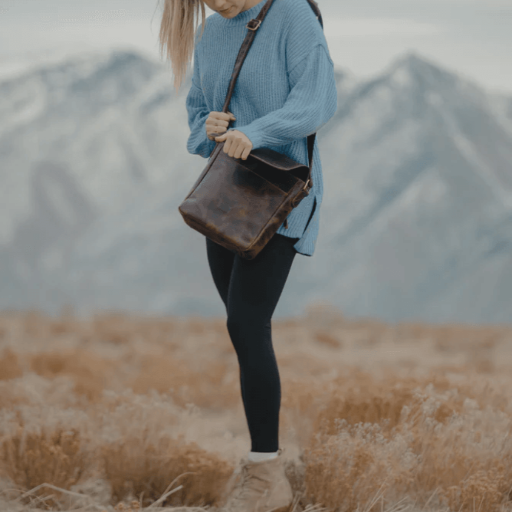 The Cordova Messenger | Everyday Carry Leather Messenger