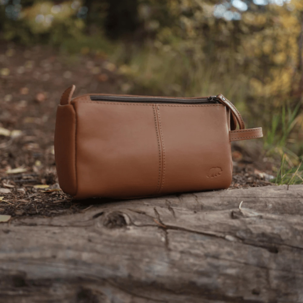 The Yukon Toiletry Bag - Full Grain Leather Travel Bag