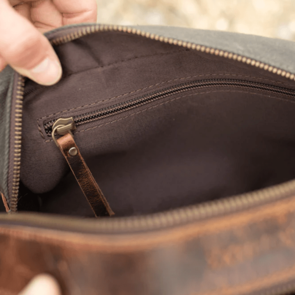 Canvas Dopp Kit | Classic Toiletry Bag