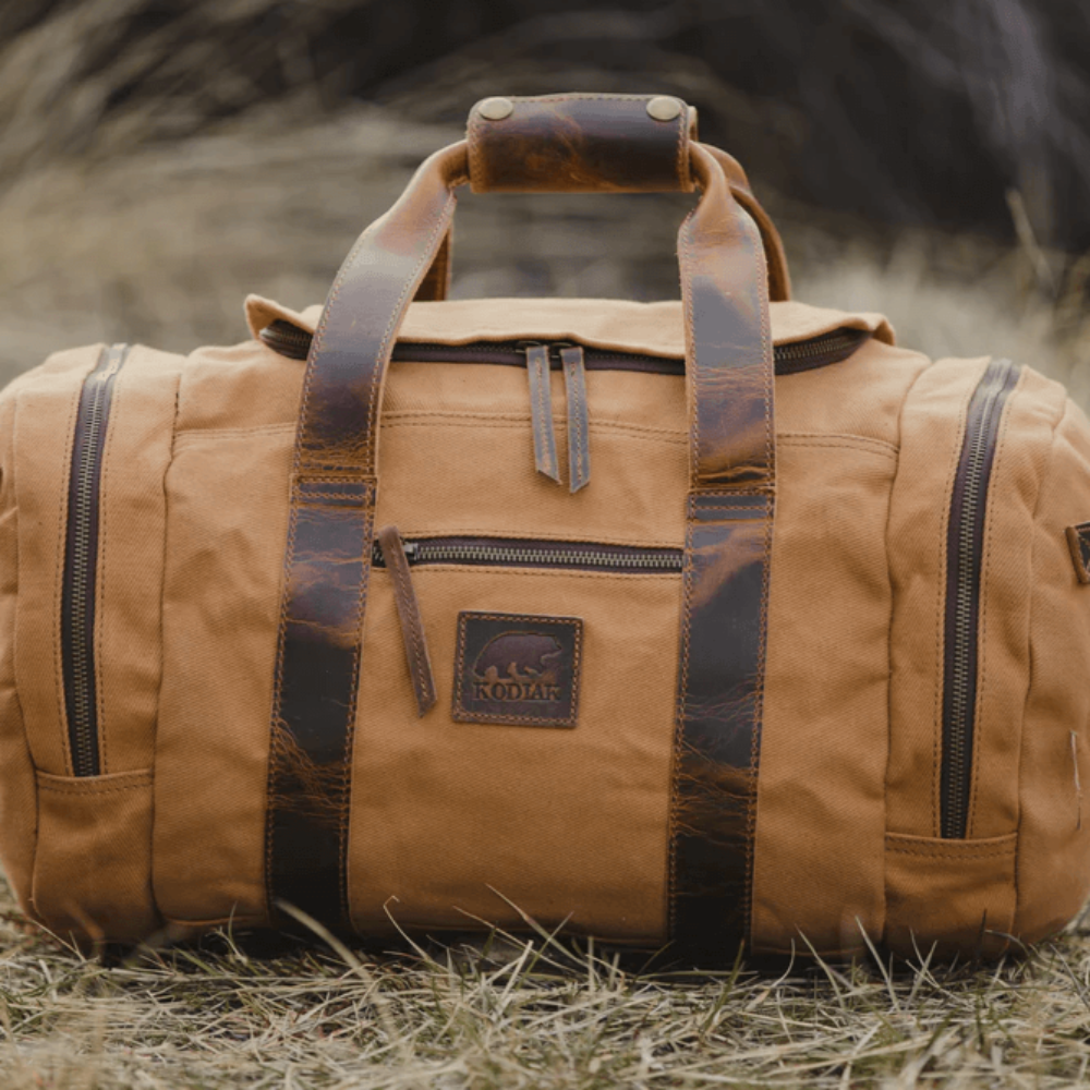 The Lliamna | Men's Classic Leather Duffel Bag – The Real Leather Company