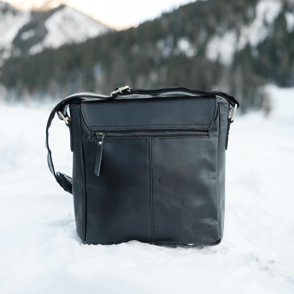 The Cordova Messenger | Everyday Carry Leather Messenger