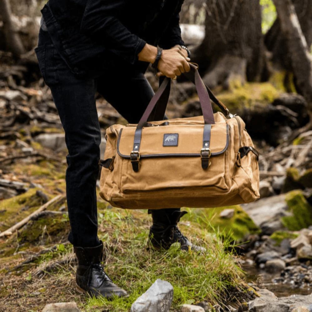 The Canvas Denali | Travel Weekend Bag