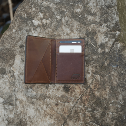Knik Bifold | A Minimalist Wallet