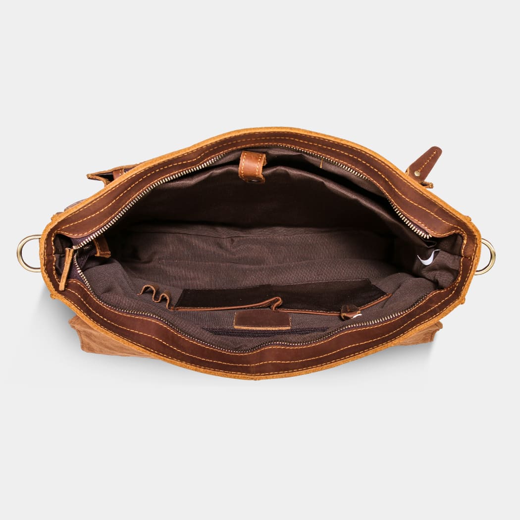 the daily leather messenger bag the real leather co