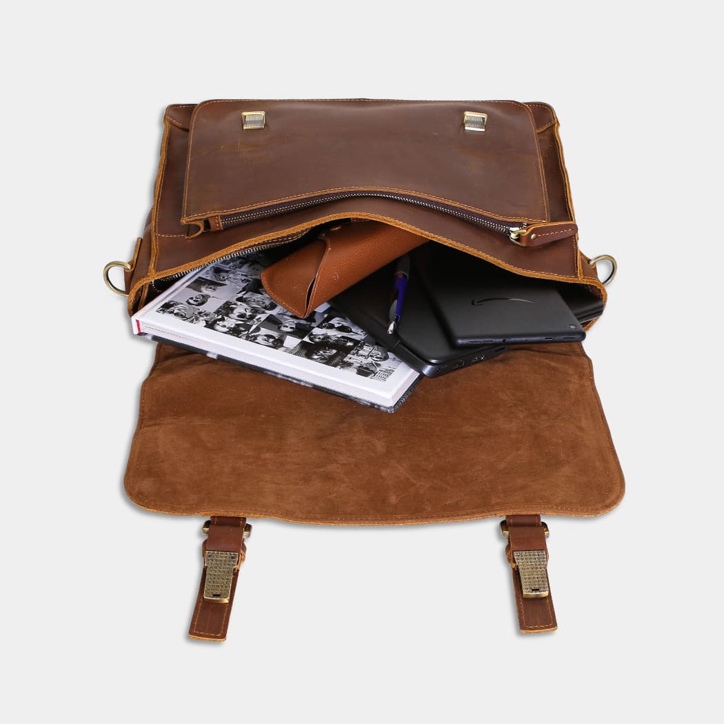 the daily leather messenger bag the real leather co