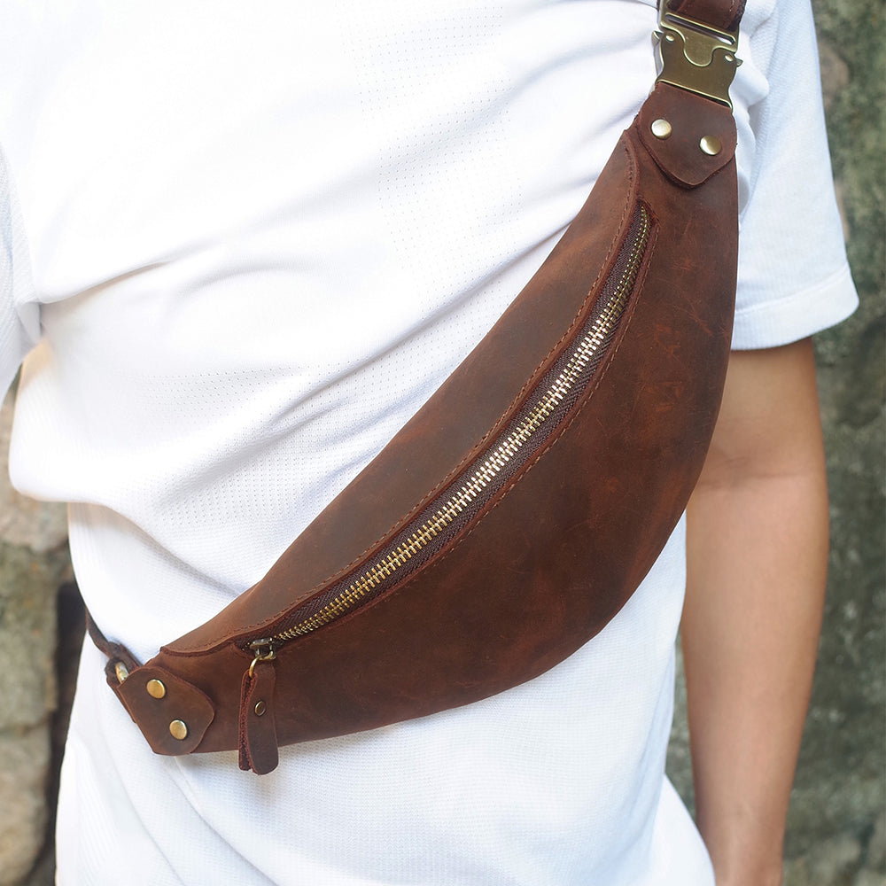 The Side Pod  Classic Men's Leather Fanny Pack