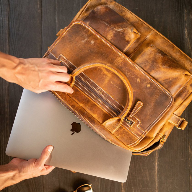 The Pilot Men's Buffalo Leather Messenger Laptop Bag