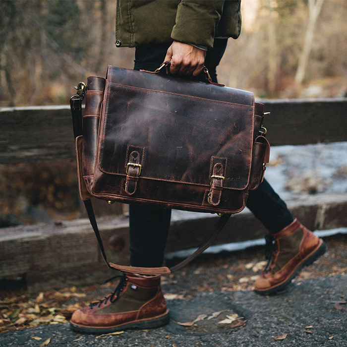 Men's Buffalo Leather Messenger Bag 15 Inch Laptops - Vintage Satchel