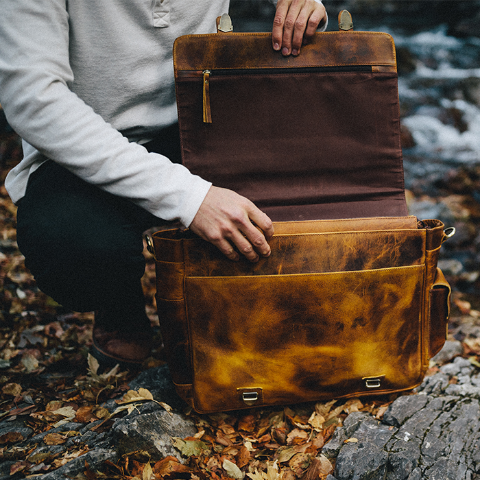 Men's Buffalo Leather Messenger Bag 15 Inch Laptops - Vintage Satchel