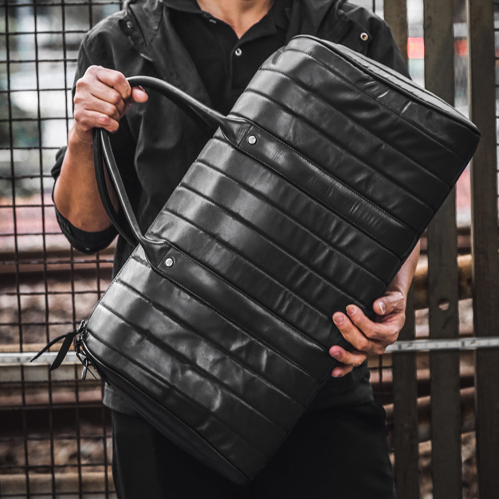The Urbano | Men's Black Leather Duffle Weekend Bag